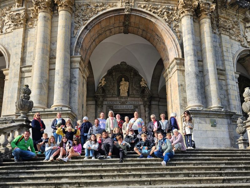 LES ENFANTS DU CATECHISME A SAINT IGNACE DE LOYOLA